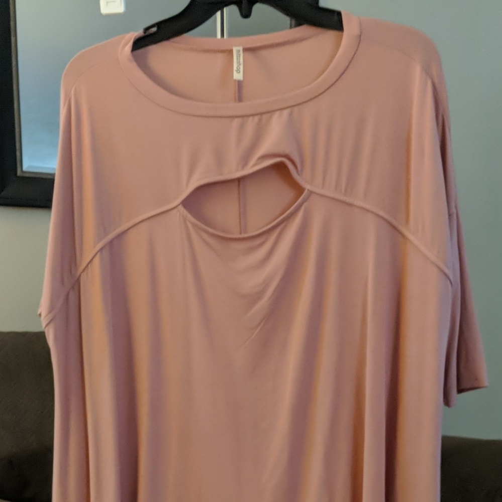 M/L Boutique Top